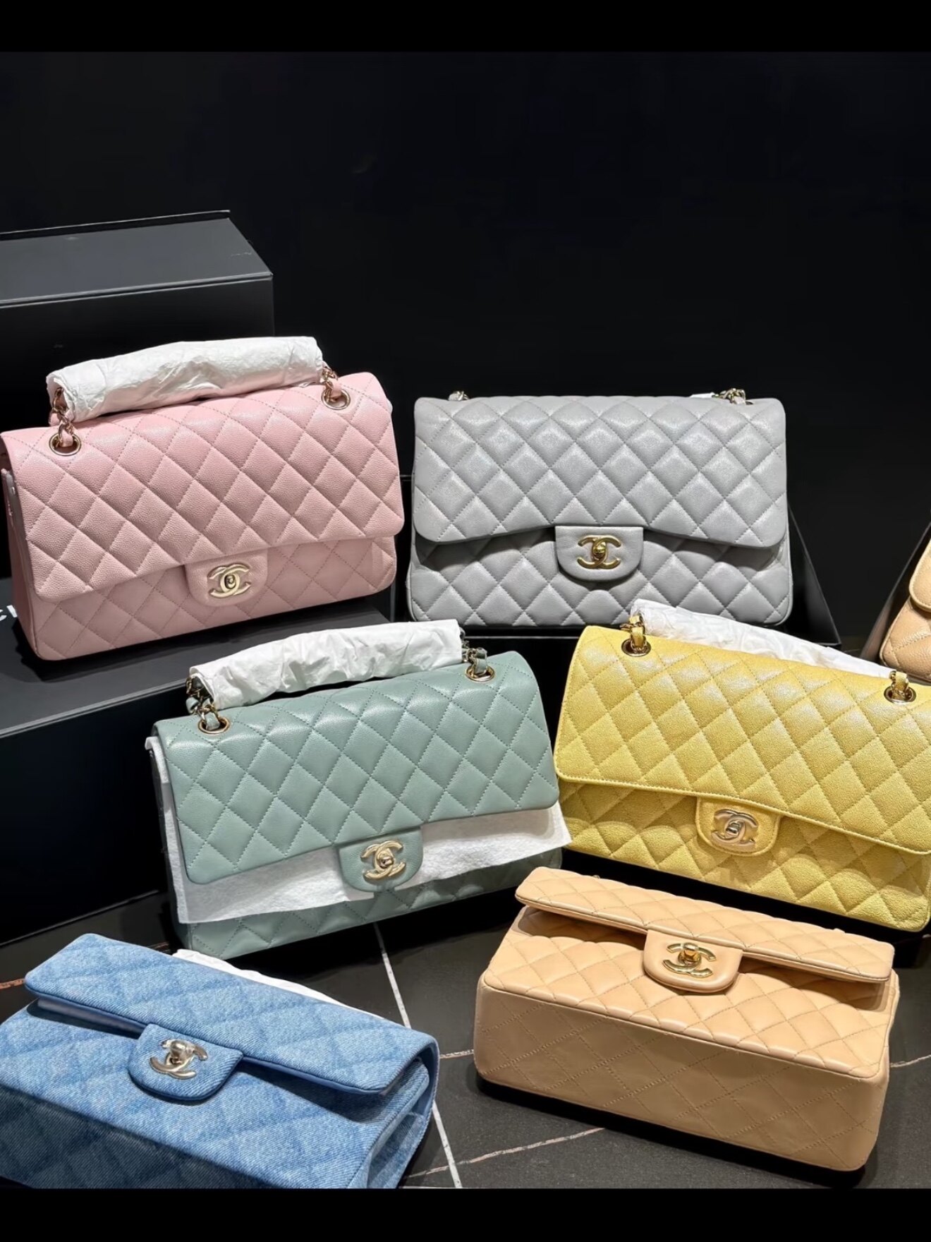 Showroom 7